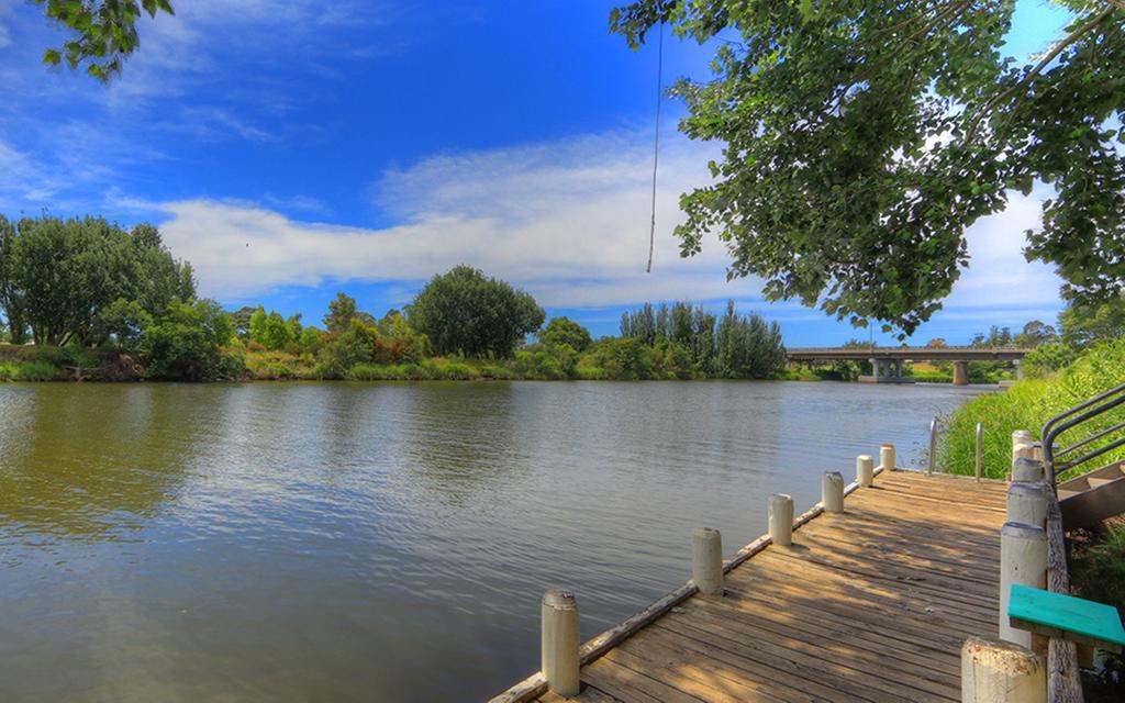Nrma Bairnsdale Riverside Holiday Park Ngoại thất bức ảnh