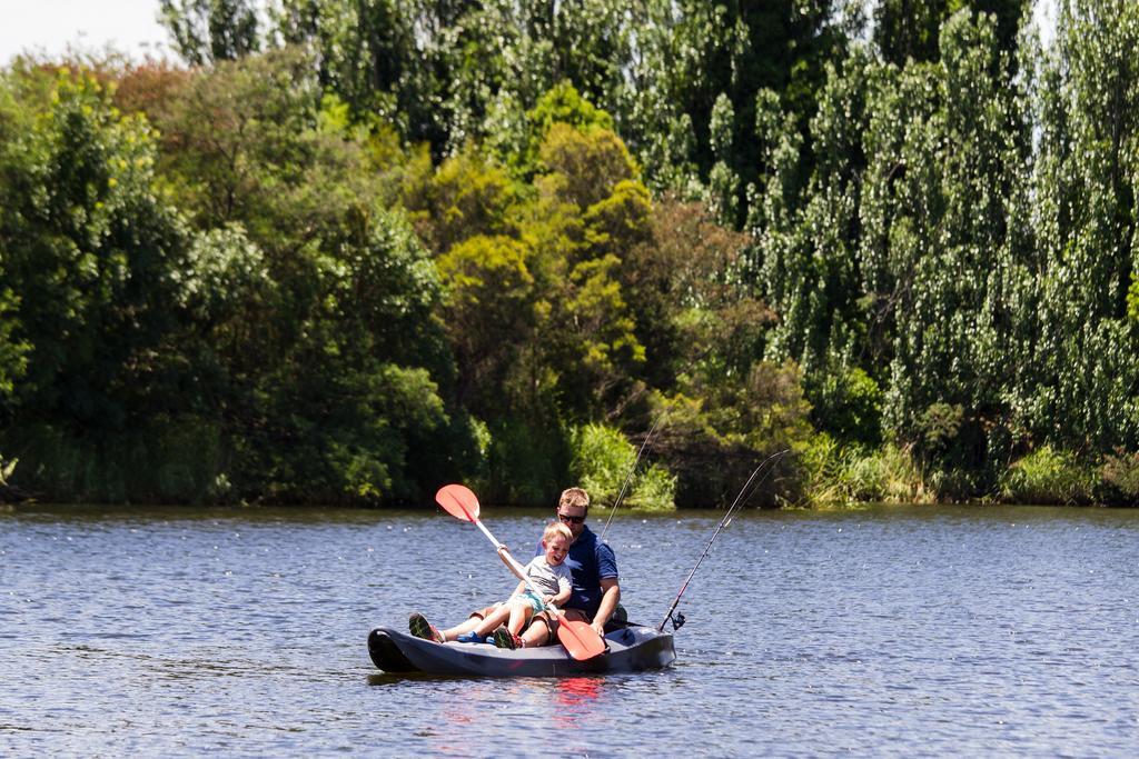 Nrma Bairnsdale Riverside Holiday Park Ngoại thất bức ảnh